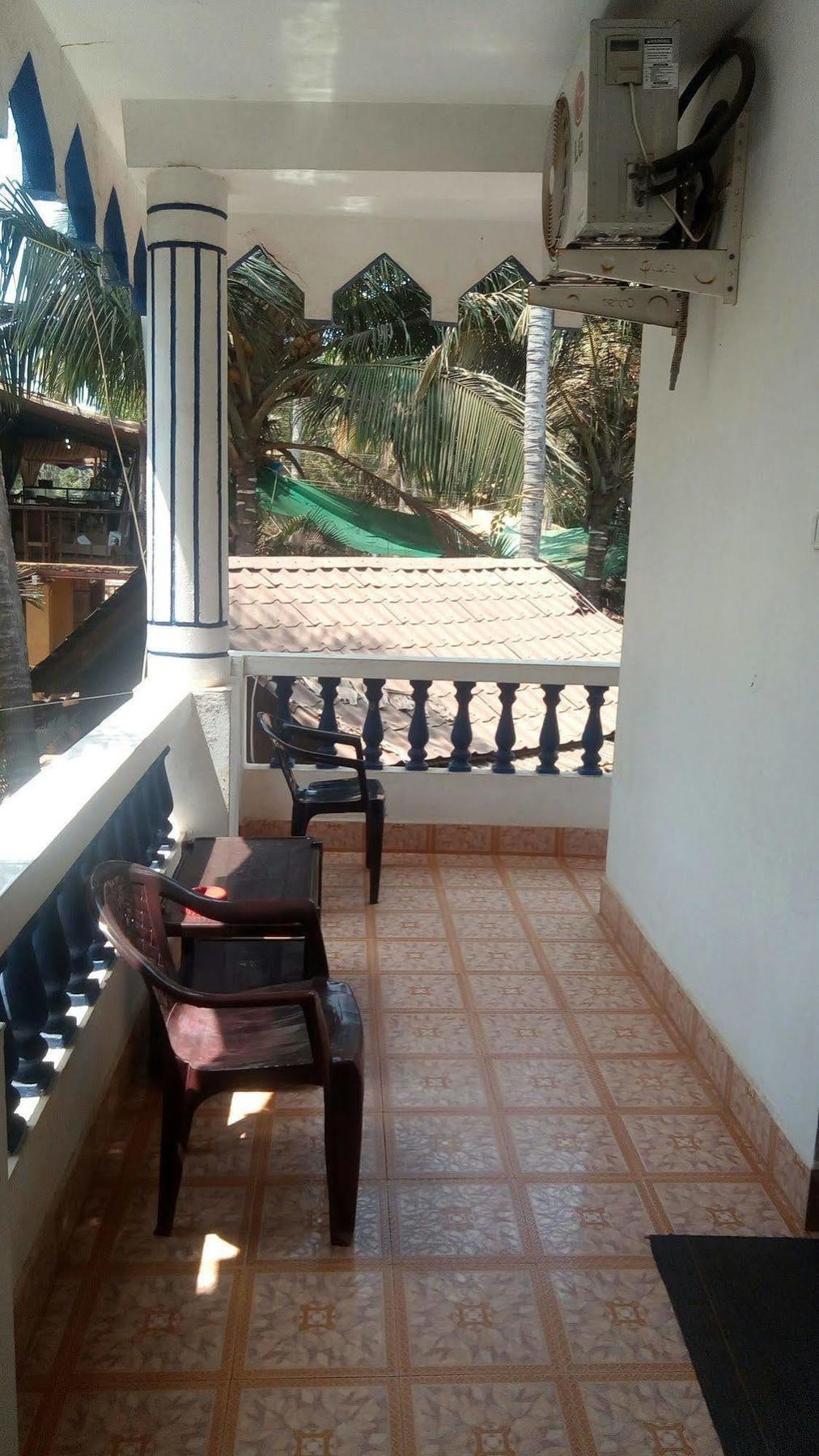 Hotel Shiva Ashvem Ashvem Beach Dış mekan fotoğraf